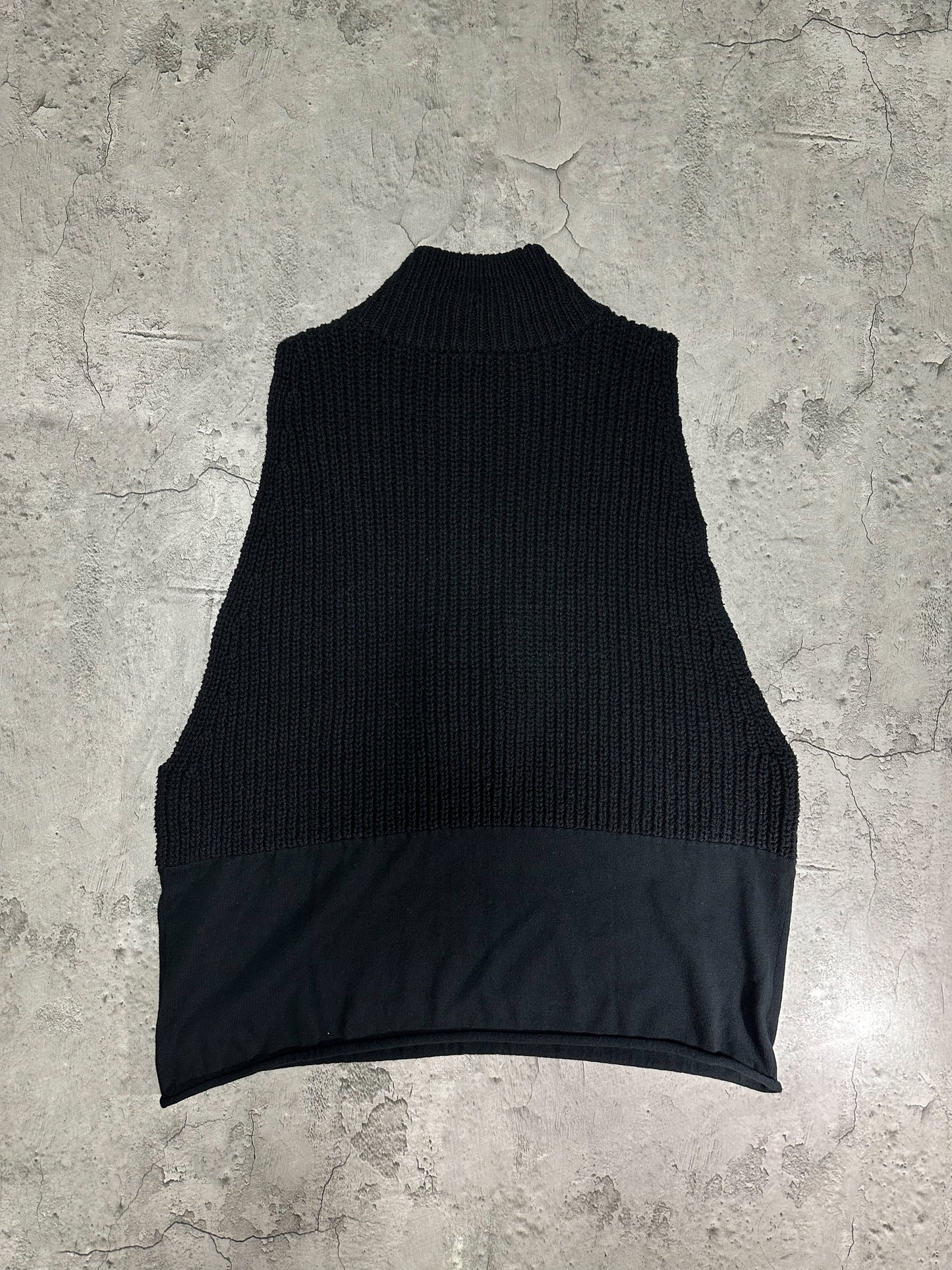 tactac sleeveless fabric switching half zip knit