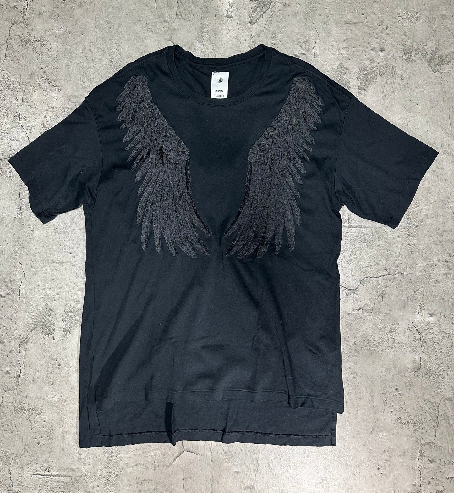 MIHARA YASUHIRO Both wings embroidered t-shirt