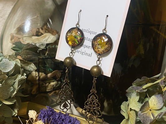 flower antique resin pierced earrings