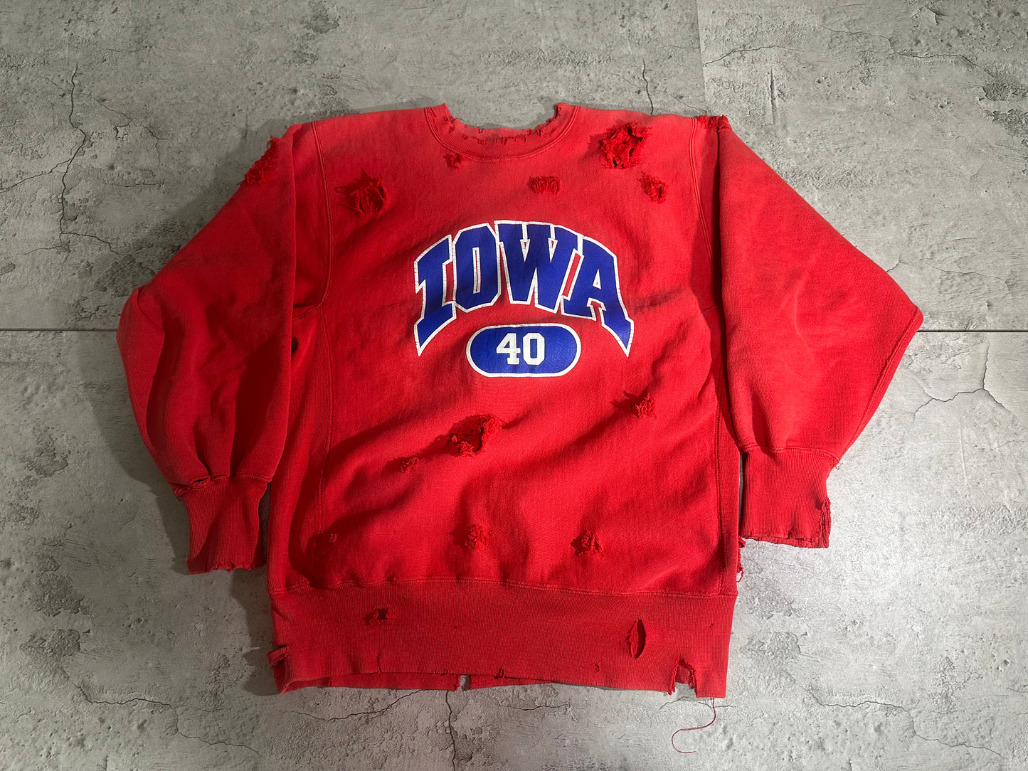 USA Champion distressed reverse weave sweatshirt vintage 90s